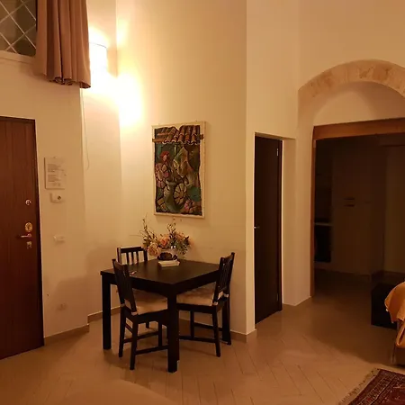 イル プルガトーリオ アパート *